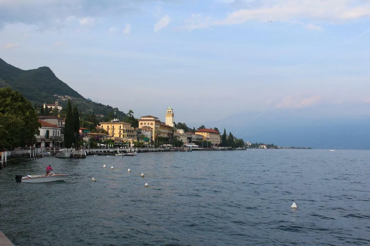 Brezza Di Lago Salò Apartament