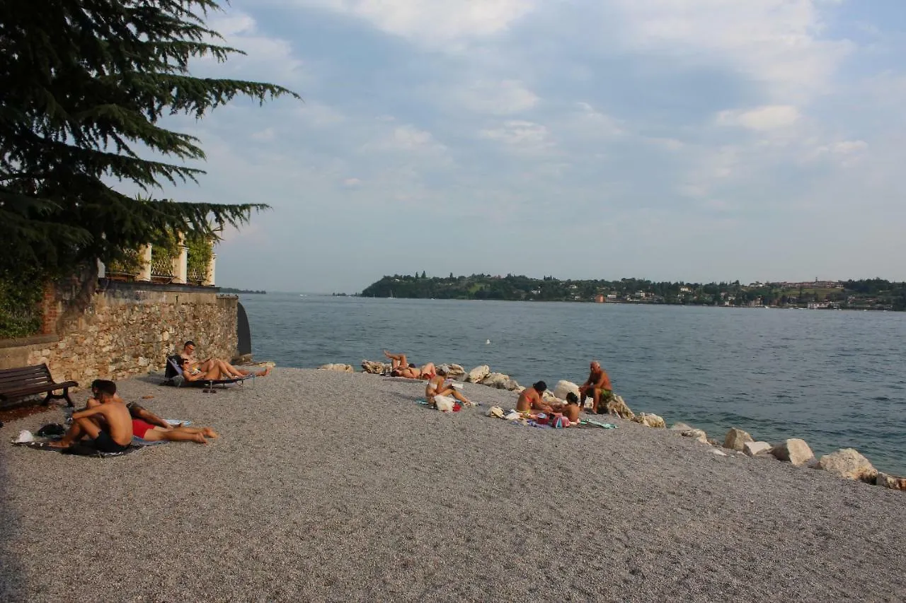 Brezza Di Lago Apartment Salo Italy
