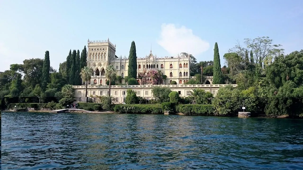 Brezza Di Lago Salo 0*,