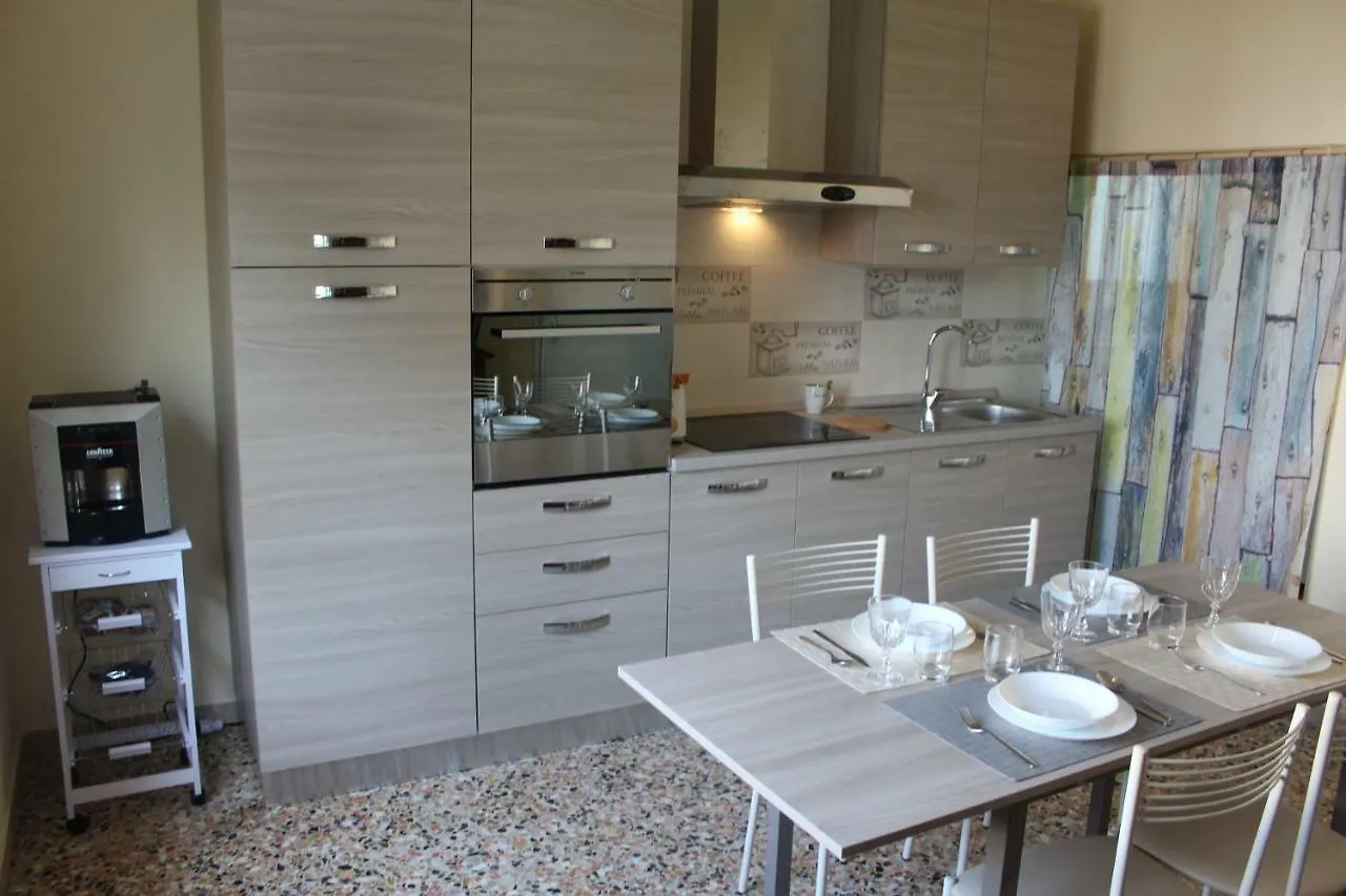 Brezza Di Lago 살로